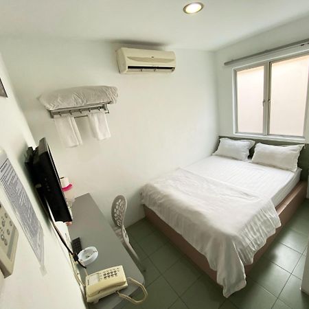 Lucky Hotel Johor Bahru Luaran gambar