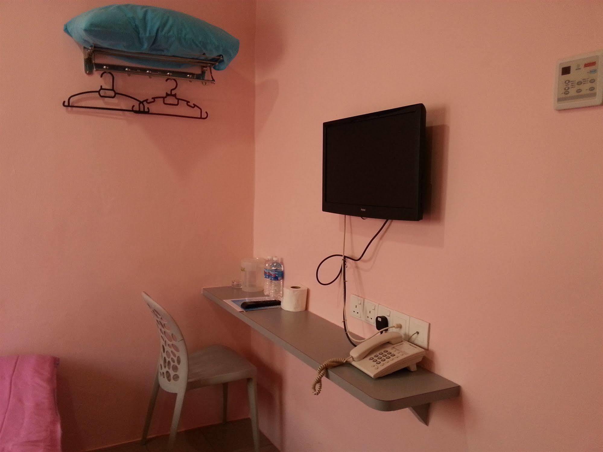 Lucky Hotel Johor Bahru Luaran gambar